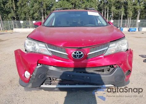 2015 Toyota Rav4 Xle z USA, uszkodzony, nr VIN 2T3RFREV8FW359003